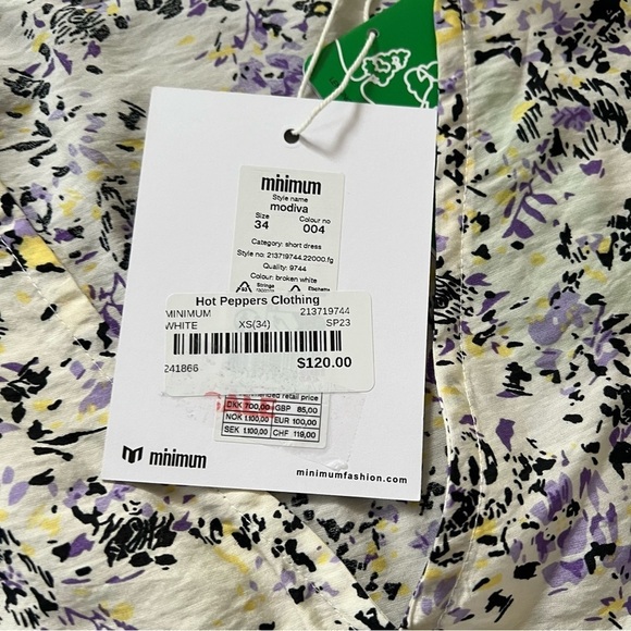 Minimum Babydoll Dress​ - Picture 5 of 7